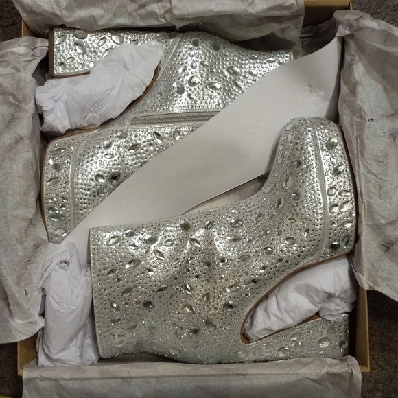 Silver Sparkle Ankle Platform Boots - new, size 10, NORDSTROMS JESSICA SIMPSON - Picture 2 of 8